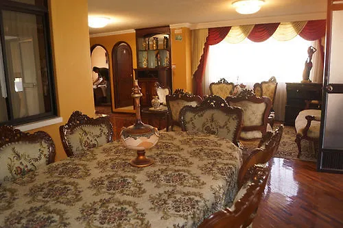 ***  Kinde House Bed & Breakfast Quito Ecuador