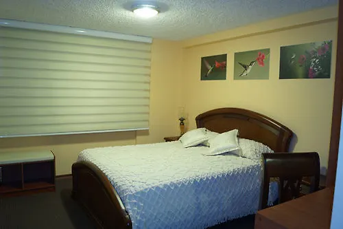 Kinde House Bed and Breakfast Quito 3*,  Ecuador