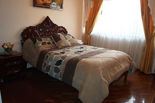 Kinde House Bed & Breakfast Quito